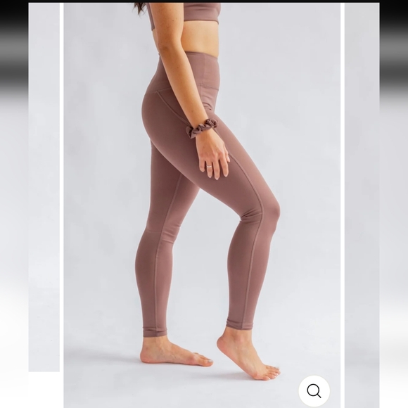 Girlfriend Collection Leggings NWot - Picture 2 of 16